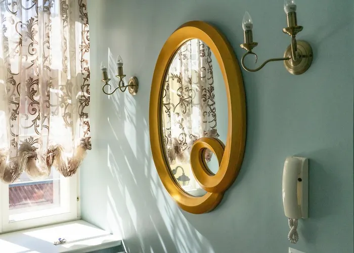 A Lovely At The Heart Of Old Town 아파트