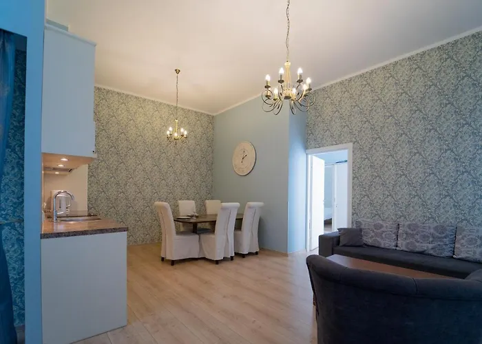 A Lovely At The Heart Of Old Town