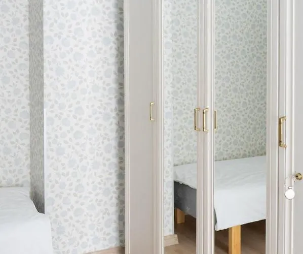 A Lovely At The Heart Of Old Town